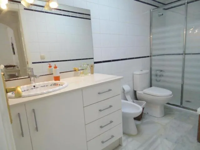 Duquesa 1ª Linea De Mar 公寓 *